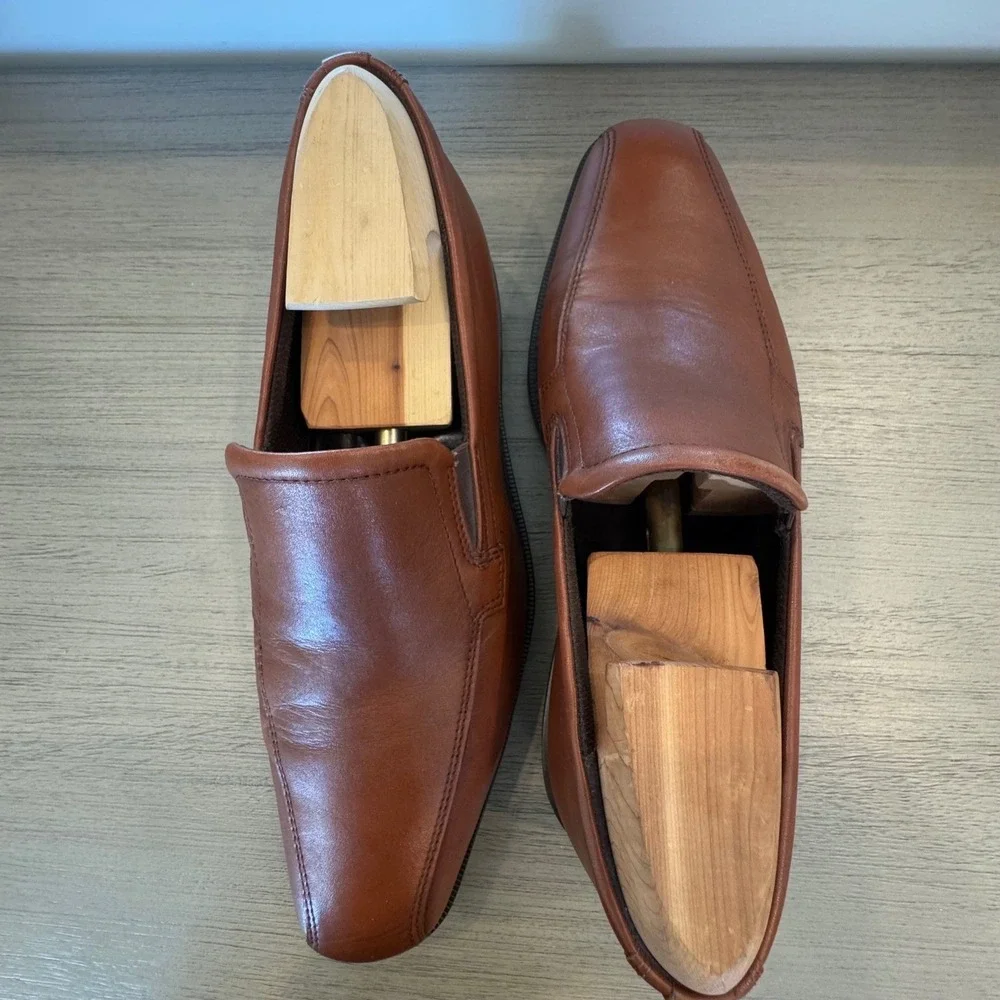 ECCO Helsinki Men 9‎ M Cognac Brown Leather Slip On Loafers Square Apron Toe